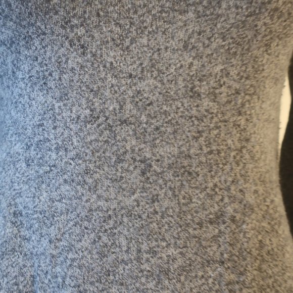 Womens Aqua 100% Cashmere Gray V-Neck Sweater Sz XS* - Picture 4 of 7